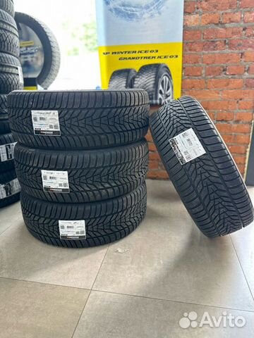 Hankook Winter I'Cept Evo 3 X W330A 265/40 R22 106W