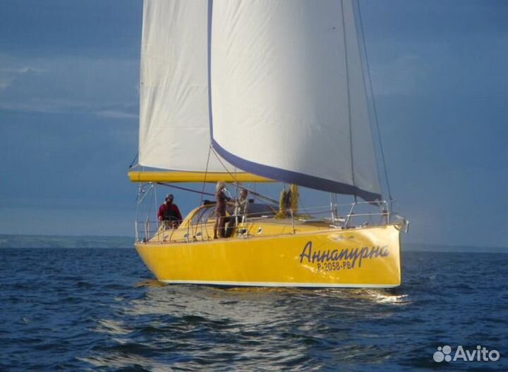 Морская прогулка в Адлере на яхте