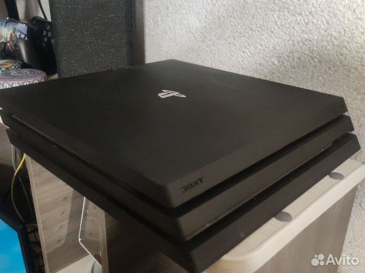 Sony playstation 4 PS4 pro