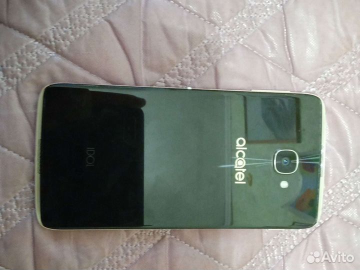 Мобильные телефон alcatel