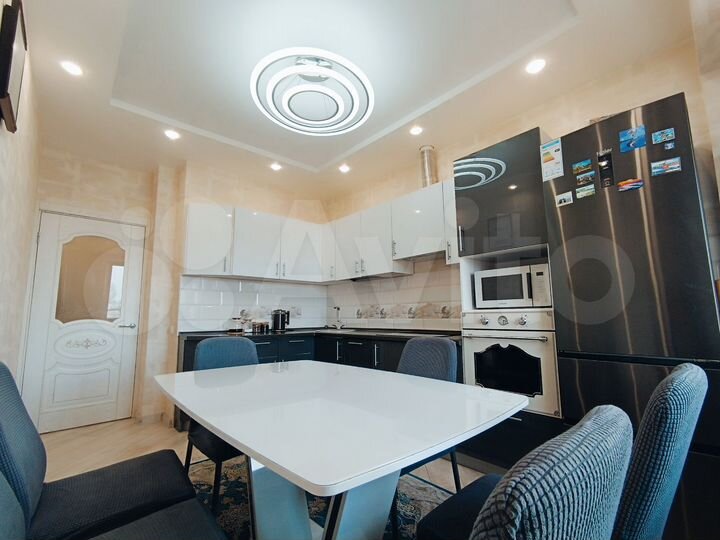 3-к. квартира, 93 м², 5/9 эт.