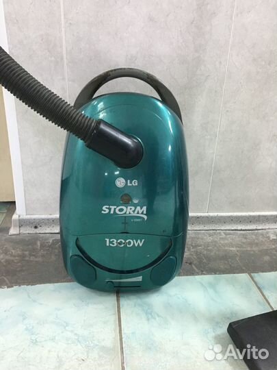 Пылесос LG Storm Extra 1300w