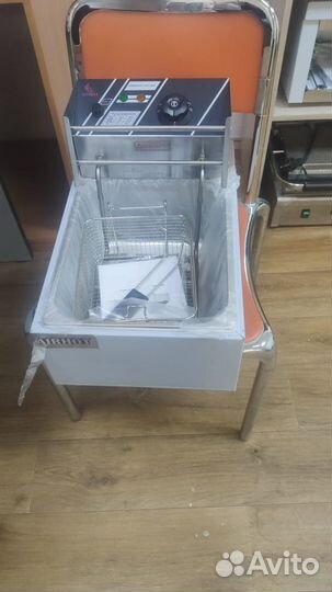 Фритюрница 6 литров