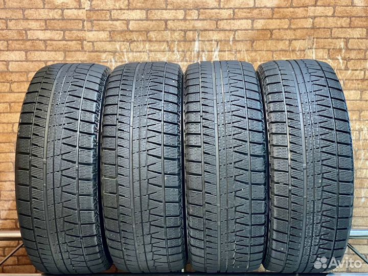 Bridgestone Blizzak Revo GZ 225/55 R17