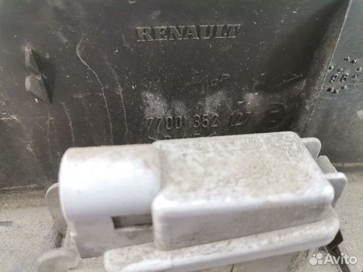 Подсветка номера Renault Master 2 1999 7701036245