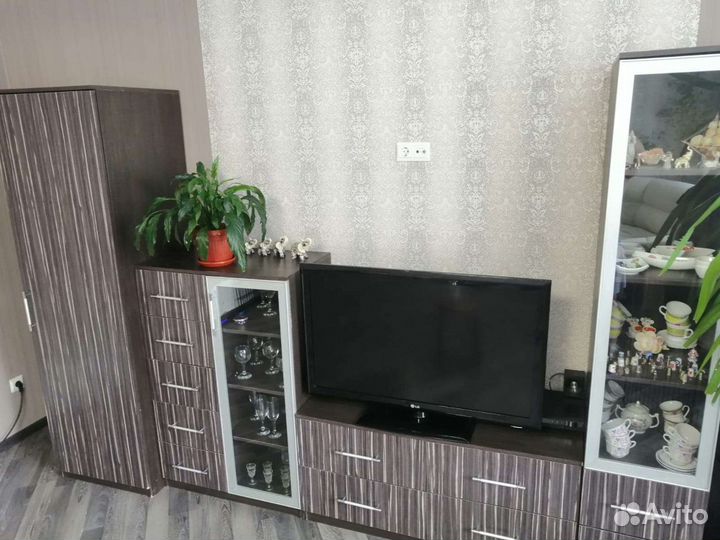 Стенка в гостиную