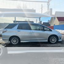 Honda Fit Shuttle 1.3 CVT, 2012, 119 000 км, с пробегом, цена 1 110 000 руб.