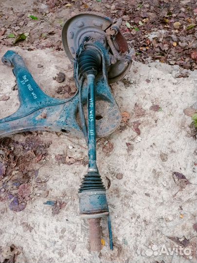 Привод задний правый Mercedes-Benz Vito W639