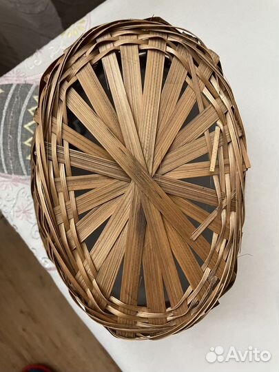 Корзина плетеная