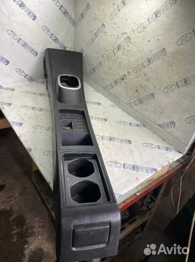 Центральная консоль Nissan Tiida