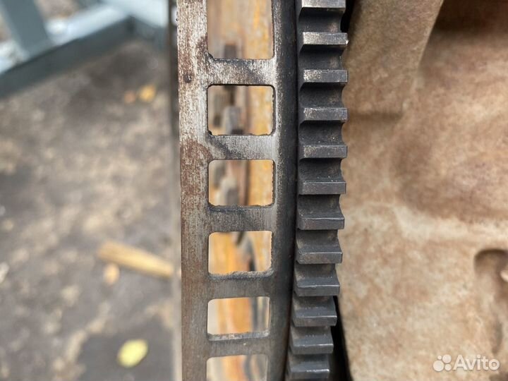 Маховик автомат K4M Renault