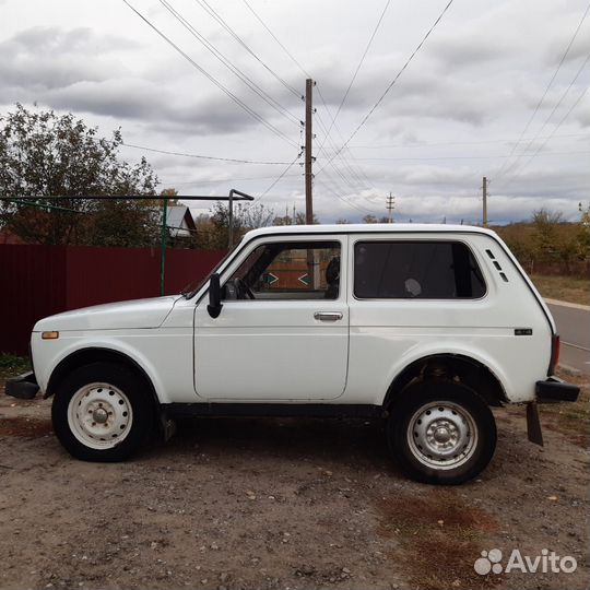 LADA 4x4 (Нива) 1.7 МТ, 2003, 160 000 км