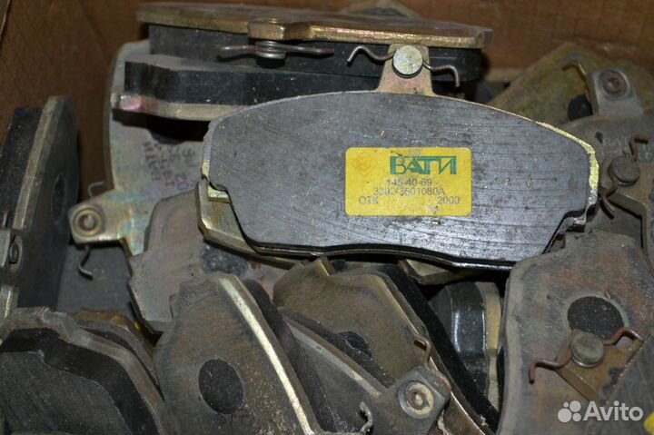 Колодки передние