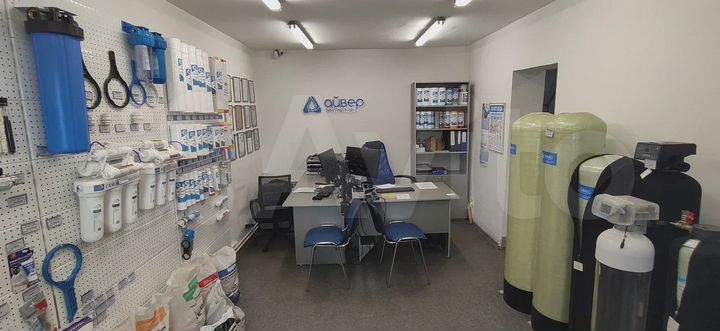 Здание, 244 м²