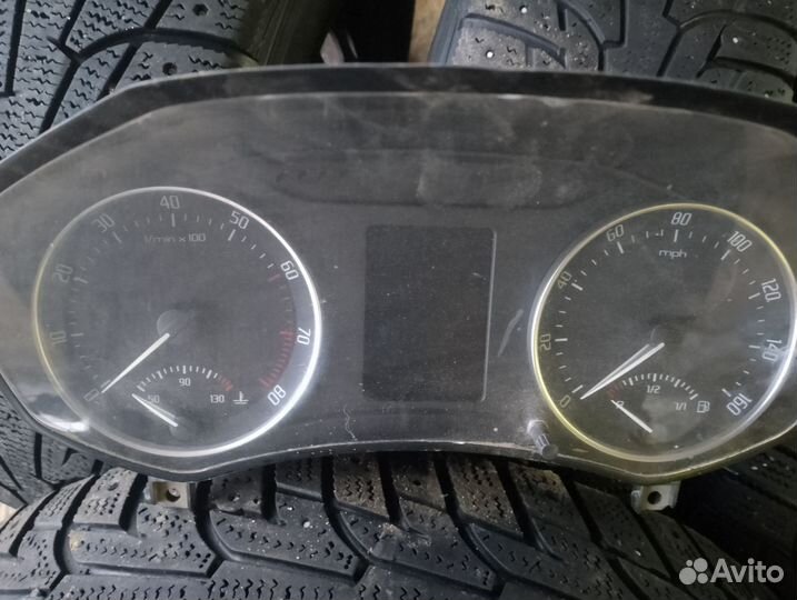 Приборная панель