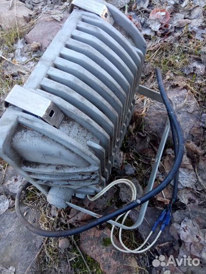 Прожектор уличный