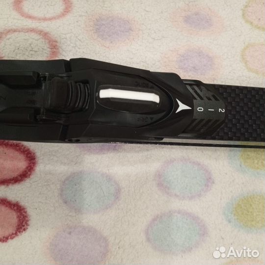 Лыжи коньковые atomic redster S9 Carbon