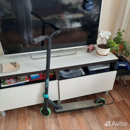 Трюковой самокат Madd Gear Kick Extreme