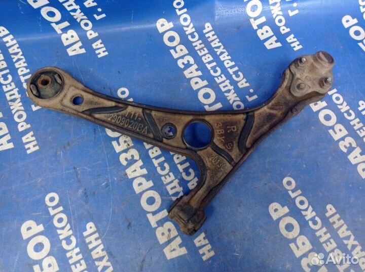 Передний правый рычаг Chery Tiggo T11 Fl