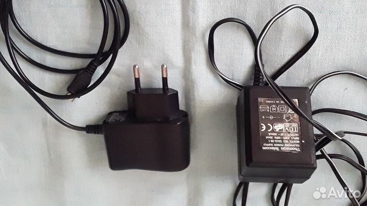 Зарядное устройство для телефона