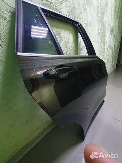 Дверь задная правая BMW X1