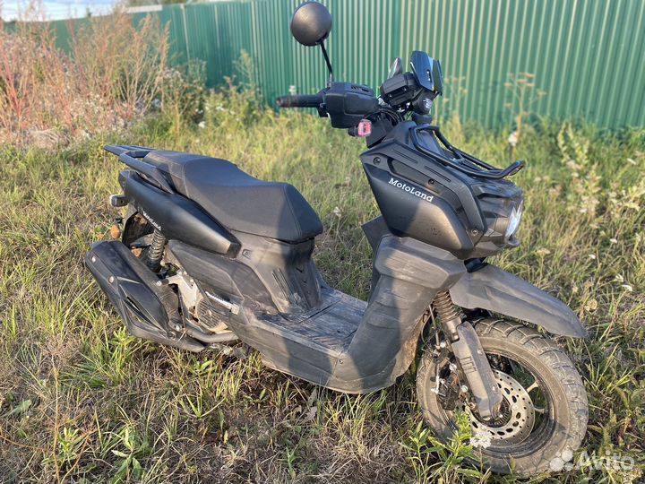 Скутер танк motoland