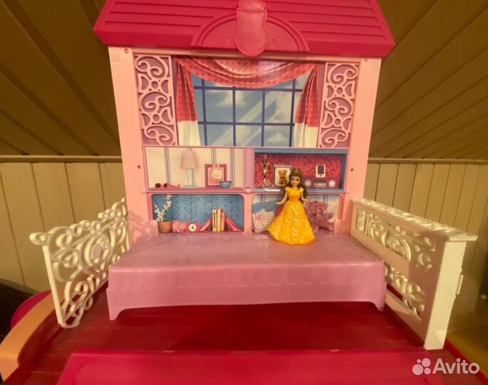 Кукольный домик