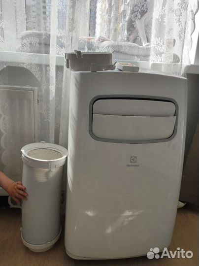 Мобильный кондиционер Electrolux б/у