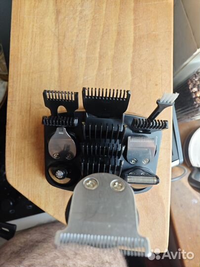 Триммер Vitek аккумуляторный