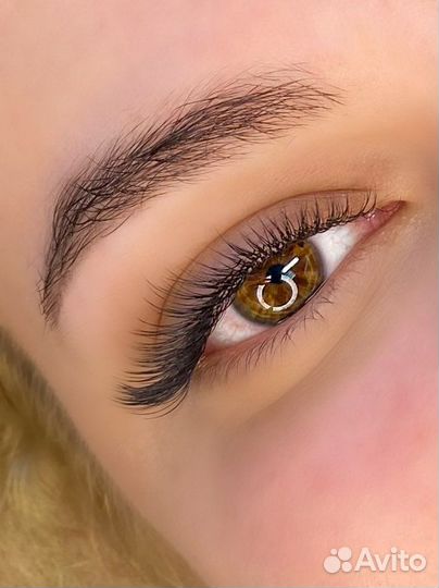 Наращивание ресниц /оформление бровей