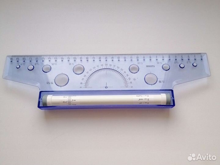 Линейка рейсшина