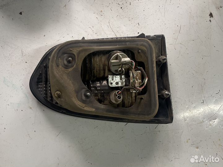 Задние стоп сигналы hyundai starex a1