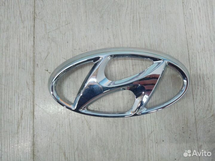 Эмблема перед Значок Hyundai solaris