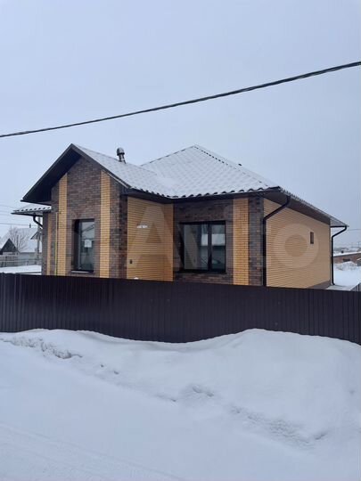 Дом 107 м² на участке 9,5 сот.