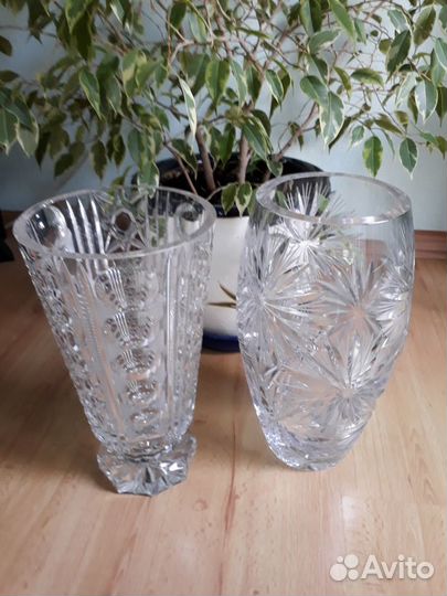 Вазы хрустальные, высота 30 см