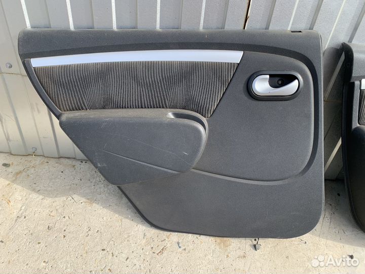 Обшивки дерей (карты) Рено Логан 1 рестайлинг