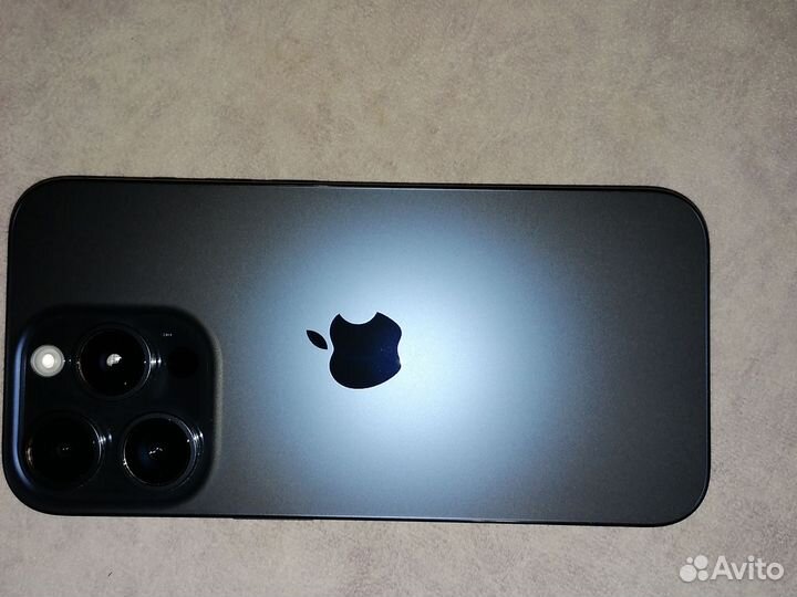 iPhone 15 Pro, 128 ГБ