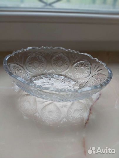 Хрустальная ваза