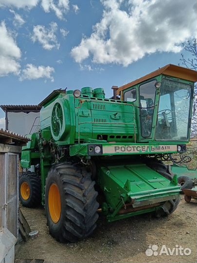 Комбайн Ростсельмаш Дон 1500Б, 1999