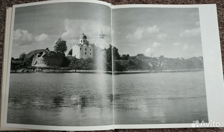 Русь белокаменная