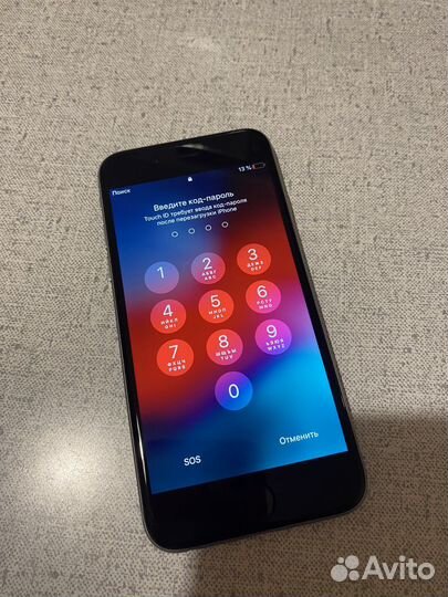 Телефон iPhone 6