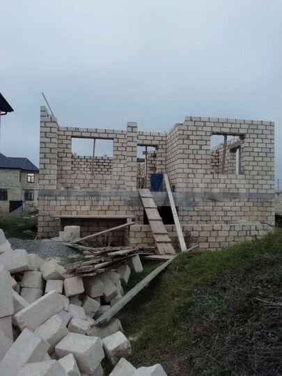 Дом 12 м² на участке 6 сот.