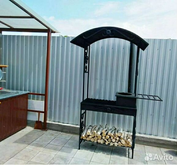 Мангал с печью под казан и крышей
