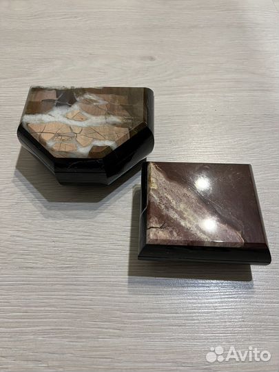Шкатулки из натурального камня новые