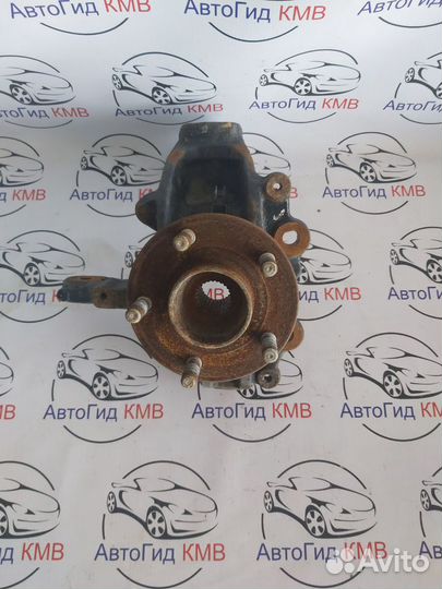 Кулак поворотный передний правый Ford Focus 3