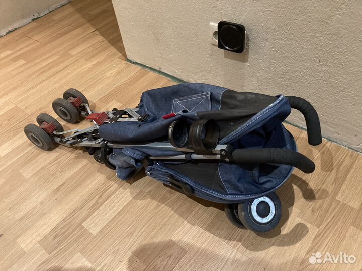 Коляска трость maclaren