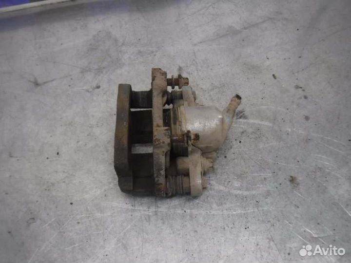 Суппорт передний левый Лада Калина 11186 2013