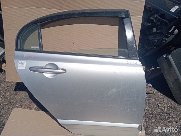 Дверь задняя правая Honda Civic 8 4D 2006-2011