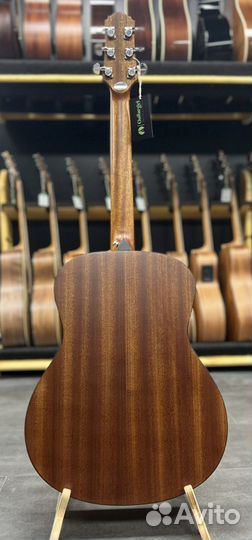 Акустическая гитара Crafter (новая)