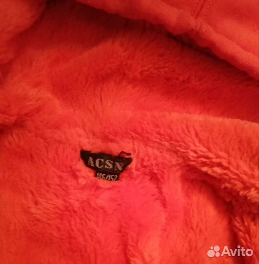 Толстовка с капюшоном и худи с карманом